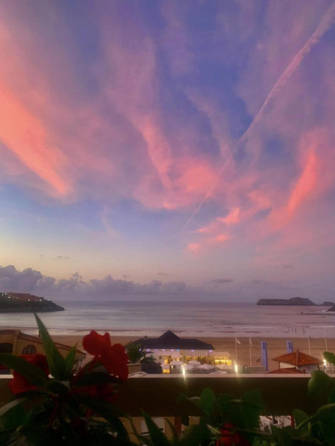 Dona Carmen Playa Boutique Lägenhet Suances Exteriör bild